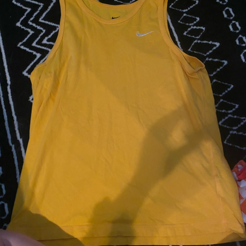Nike tank